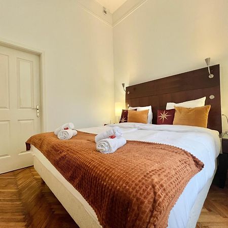 Elizabeth'S Treasure Deluxe Apartment Budapest Luaran gambar