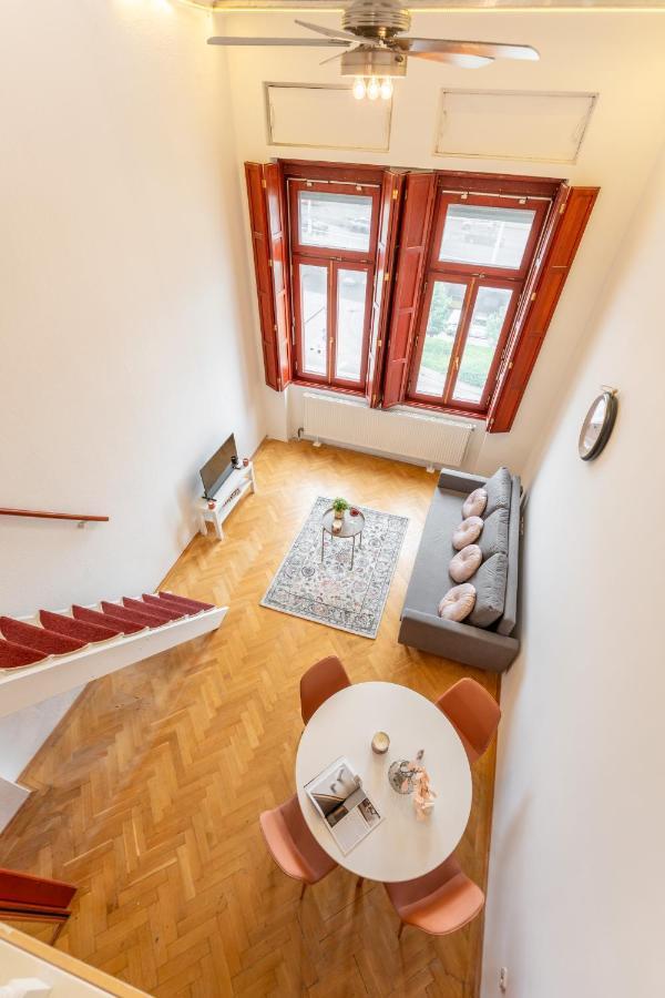 Elizabeth'S Treasure Deluxe Apartment Budapest Luaran gambar