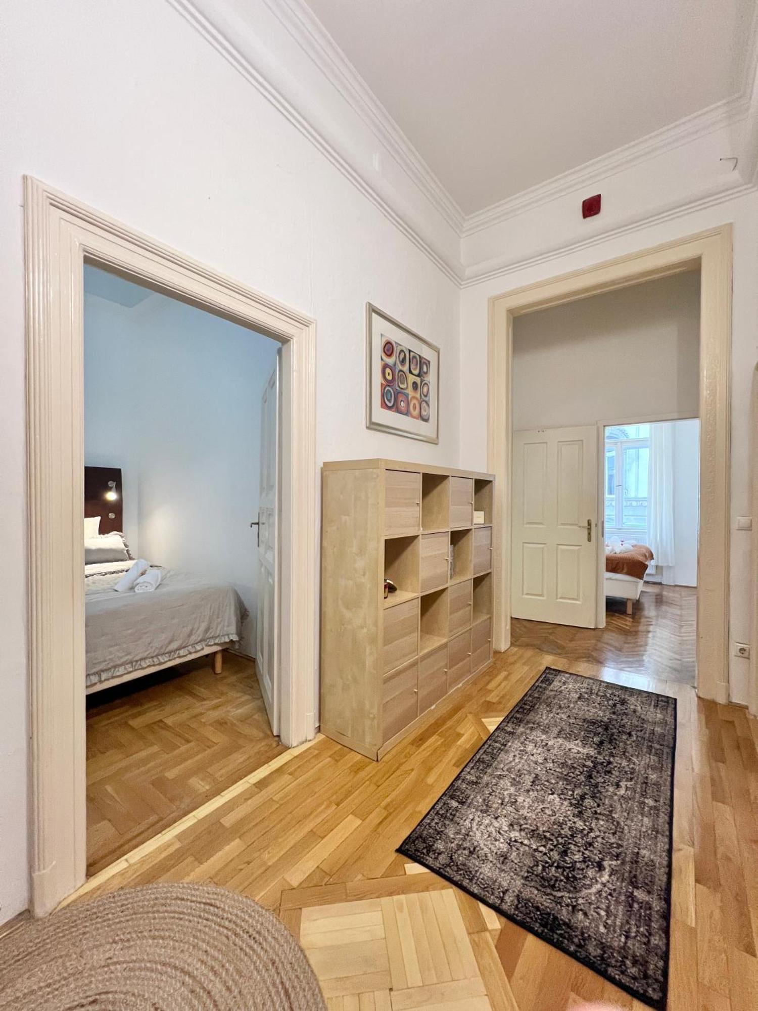 Elizabeth'S Treasure Deluxe Apartment Budapest Luaran gambar